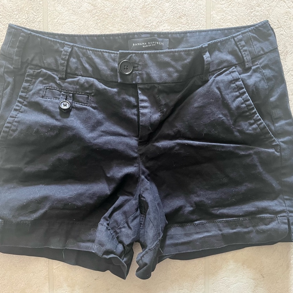Banana Republic Martin Fit size 2 shorts